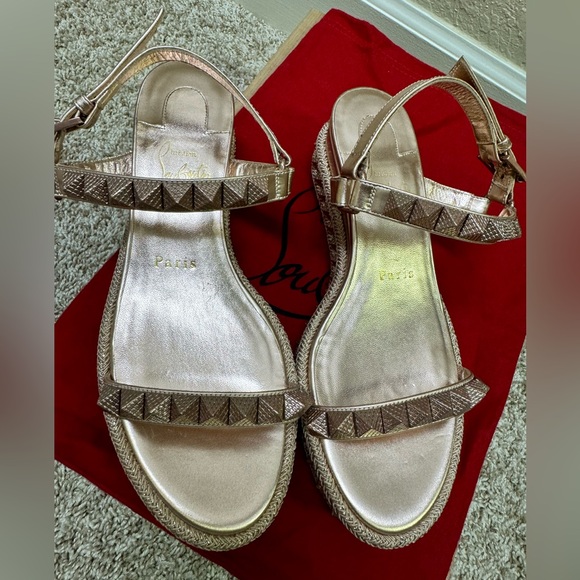 Gorgeous Christian Louboutin Sandals size 36 - Picture 4 of 7